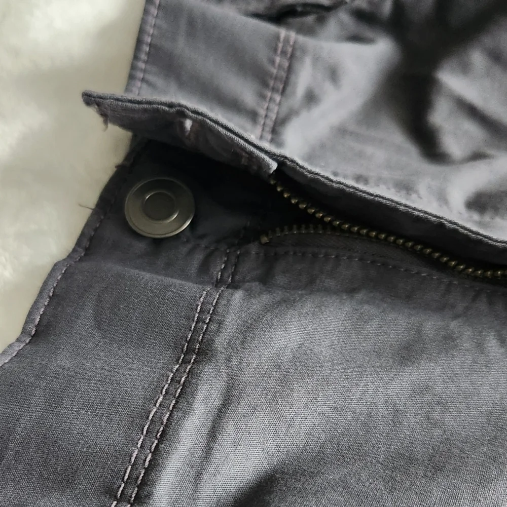 🩳 George Men’s Gray Cargo Shorts Size 40 – NWT, 14” Inseam, Below Knee - Picture 15 of 16